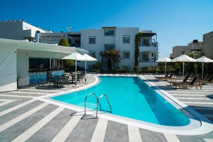 Geo'S Lovely Two Bedroom Island Apartment Gouves Esterno foto